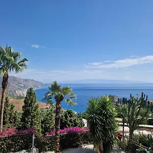 Apartment Bella Vista In Center With Pool By Holidays 