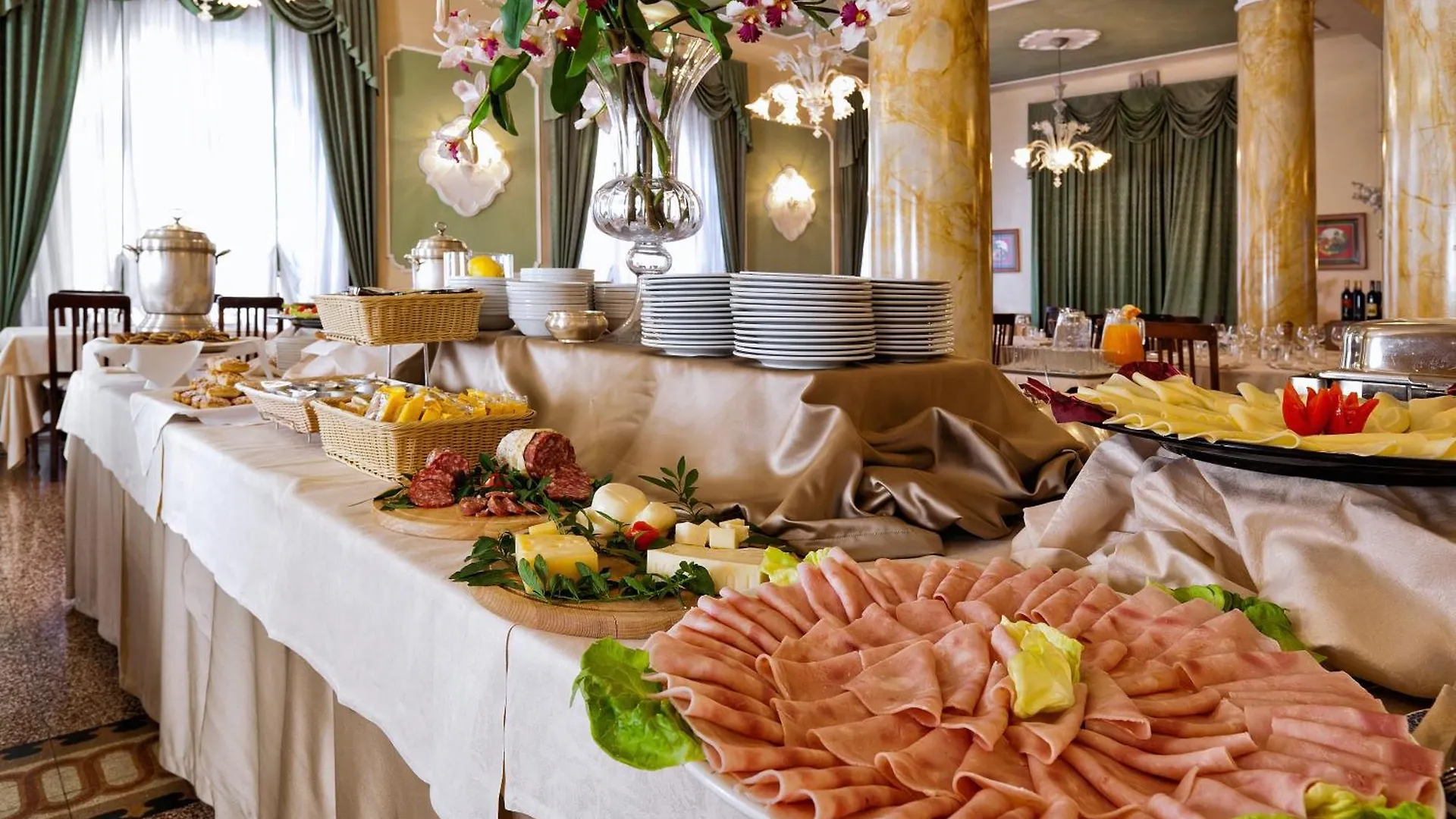 Hotel Ercolini&Savi Montecatini-Terme 4*,  Italia